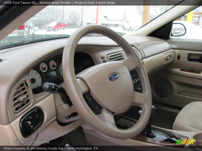 Arizona Beige Metallic / Medium/Dark Pebble Beige 2006 Ford Taurus SEL