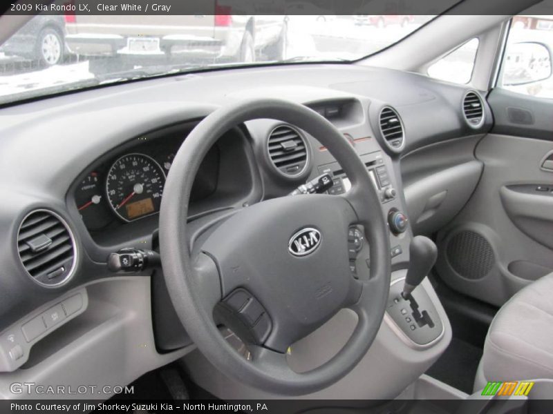 Clear White / Gray 2009 Kia Rondo LX