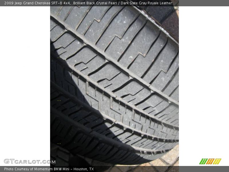 Brilliant Black Crystal Pearl / Dark Slate Gray Royale Leather 2009 Jeep Grand Cherokee SRT-8 4x4