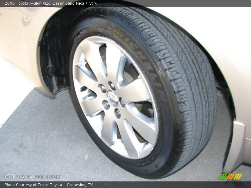 Desert Sand Mica / Ivory 2006 Toyota Avalon XLS