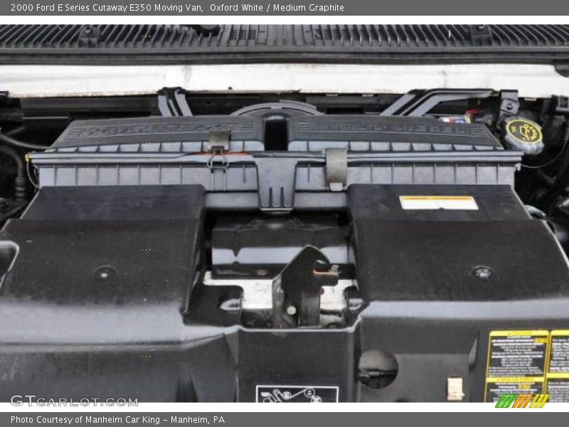 Oxford White / Medium Graphite 2000 Ford E Series Cutaway E350 Moving Van