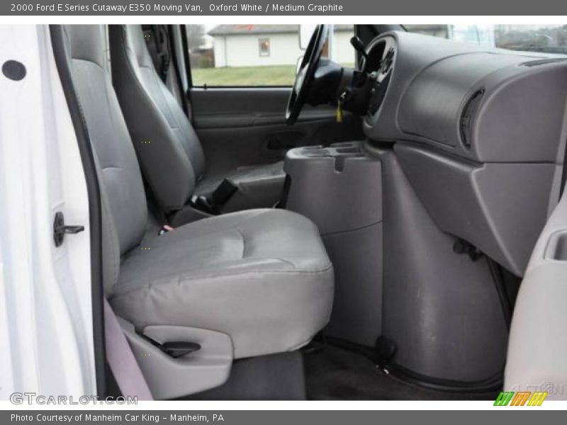 Oxford White / Medium Graphite 2000 Ford E Series Cutaway E350 Moving Van