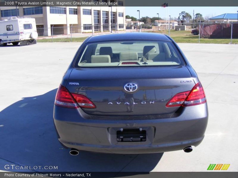 Magnetic Gray Metallic / Ivory Beige 2008 Toyota Avalon Limited