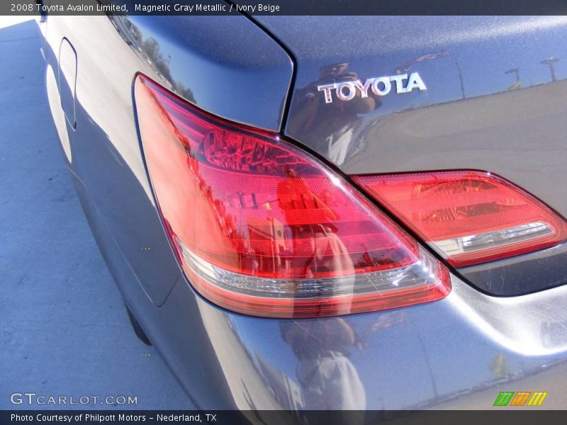 Magnetic Gray Metallic / Ivory Beige 2008 Toyota Avalon Limited