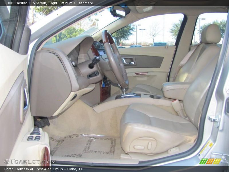 Light Platinum / Cashmere 2006 Cadillac CTS Sedan