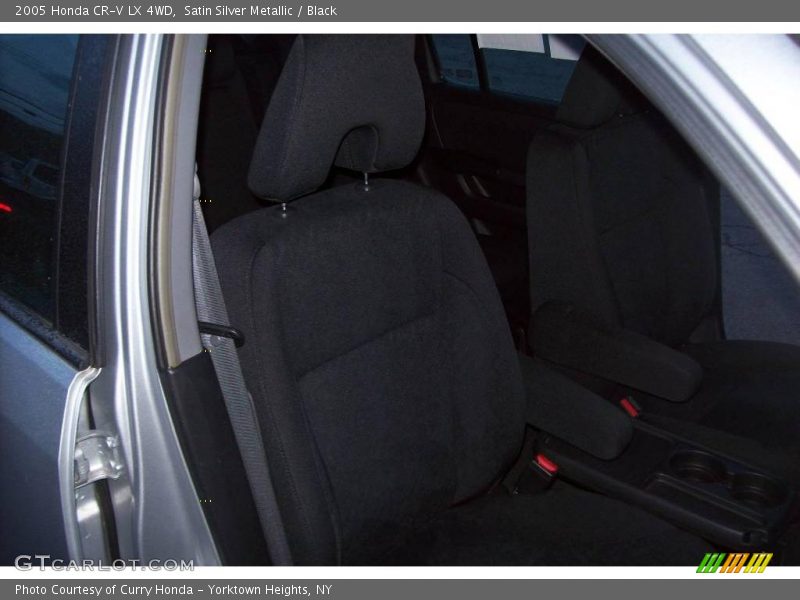 Satin Silver Metallic / Black 2005 Honda CR-V LX 4WD