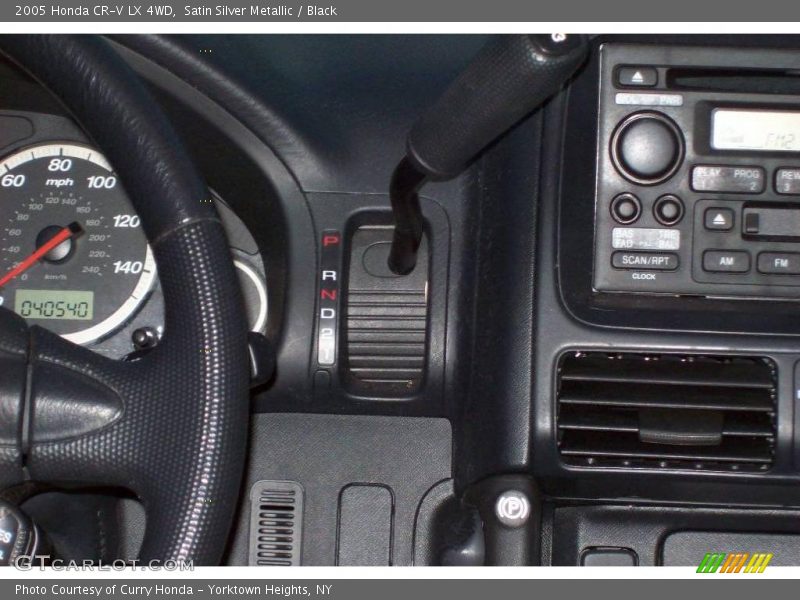 Satin Silver Metallic / Black 2005 Honda CR-V LX 4WD