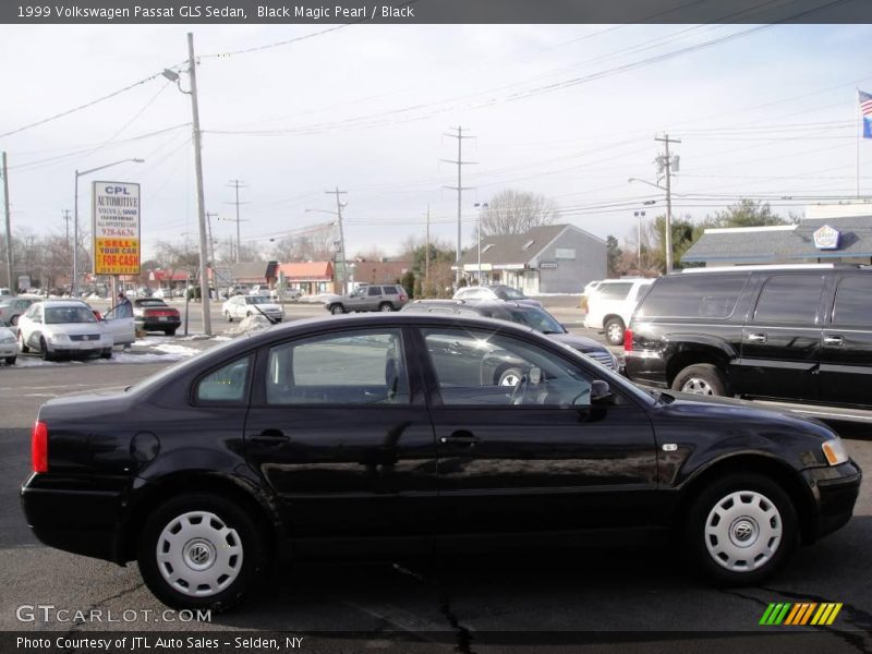 Black Magic Pearl / Black 1999 Volkswagen Passat GLS Sedan
