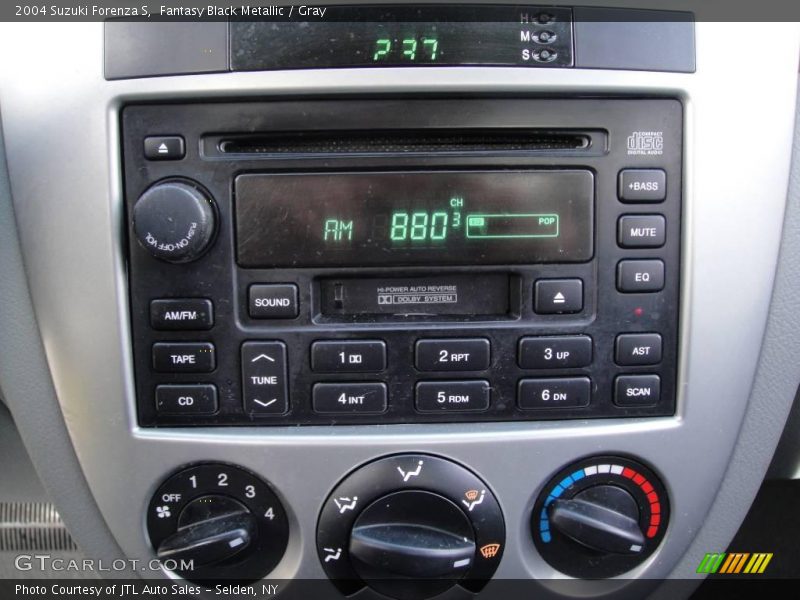Fantasy Black Metallic / Gray 2004 Suzuki Forenza S