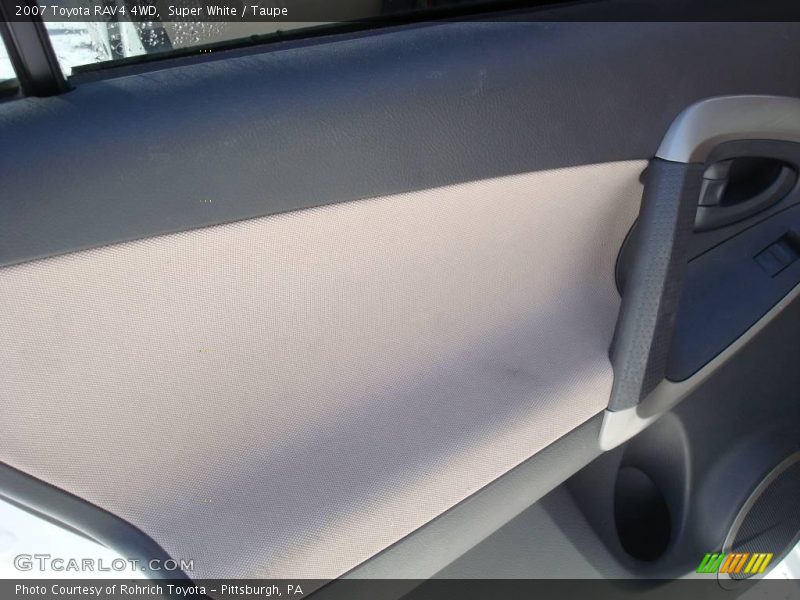 Super White / Taupe 2007 Toyota RAV4 4WD