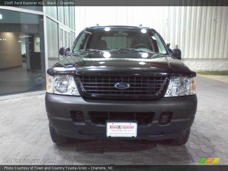 Black / Graphite 2005 Ford Explorer XLS
