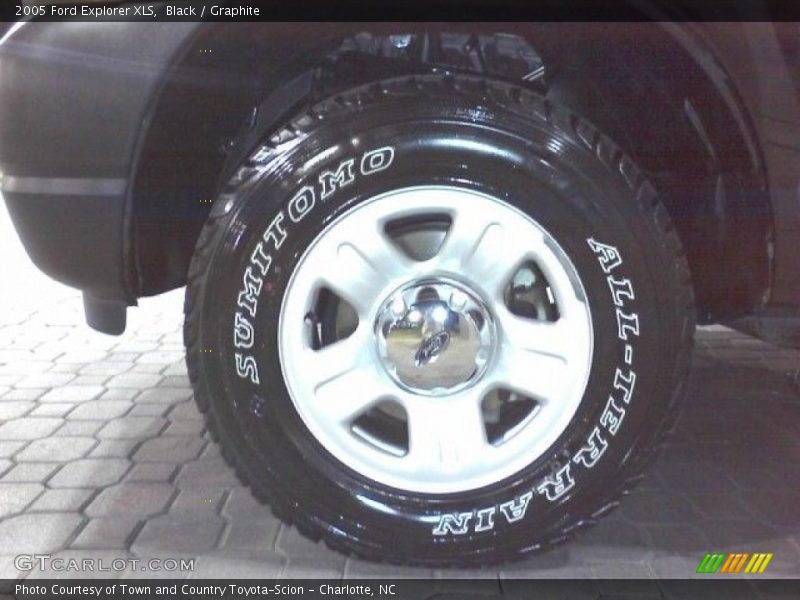 Black / Graphite 2005 Ford Explorer XLS