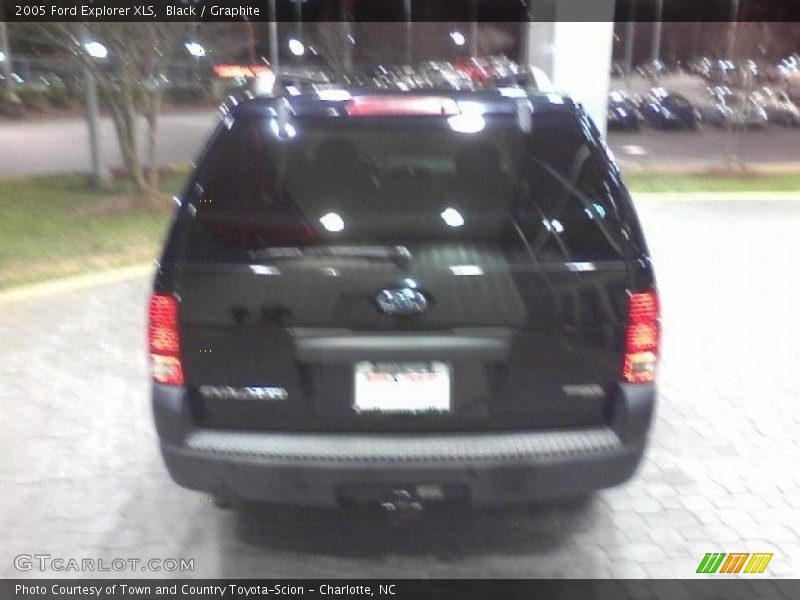 Black / Graphite 2005 Ford Explorer XLS