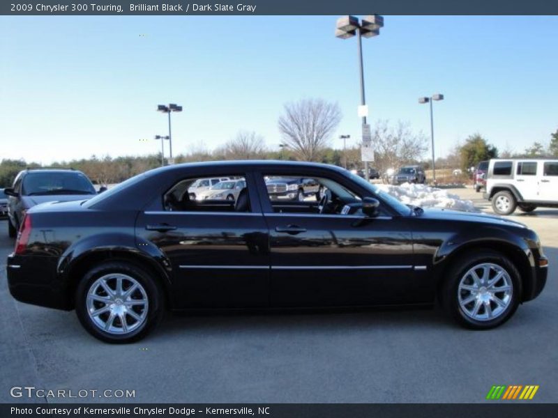 Brilliant Black / Dark Slate Gray 2009 Chrysler 300 Touring