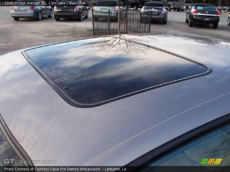 Cafe Latte / Black/Tan 1998 Dodge Avenger ES