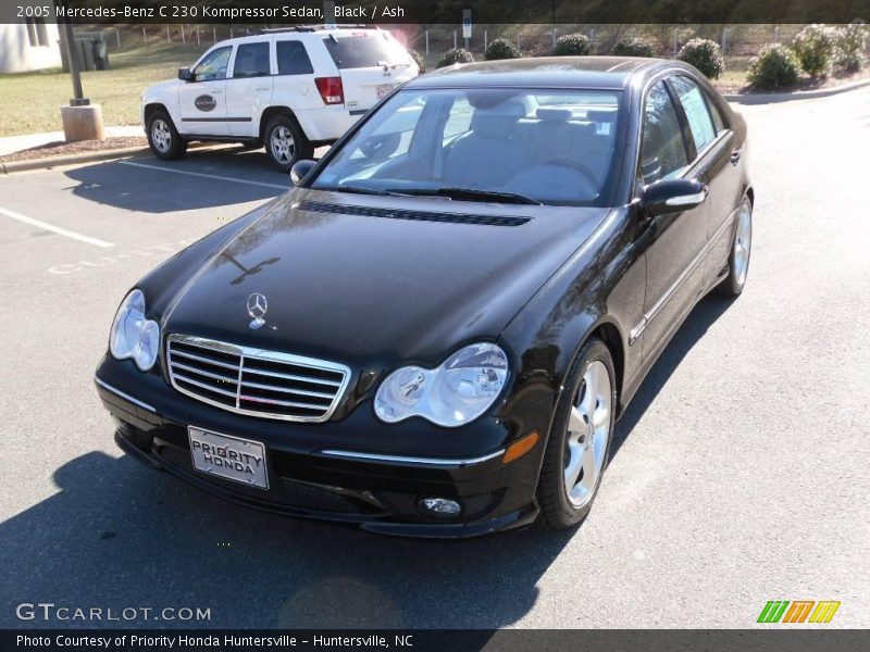 Black / Ash 2005 Mercedes-Benz C 230 Kompressor Sedan