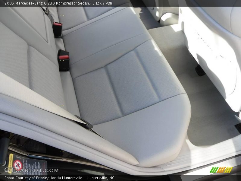 Black / Ash 2005 Mercedes-Benz C 230 Kompressor Sedan