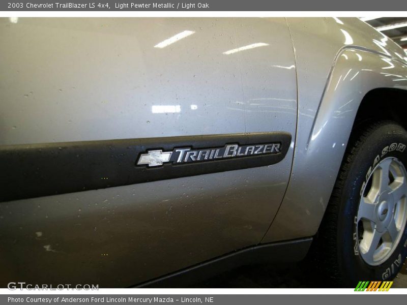 Light Pewter Metallic / Light Oak 2003 Chevrolet TrailBlazer LS 4x4