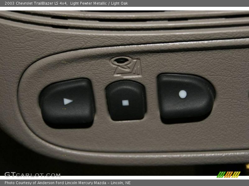 Light Pewter Metallic / Light Oak 2003 Chevrolet TrailBlazer LS 4x4