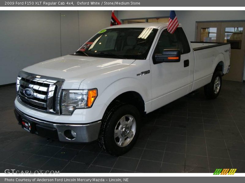 Oxford White / Stone/Medium Stone 2009 Ford F150 XLT Regular Cab 4x4