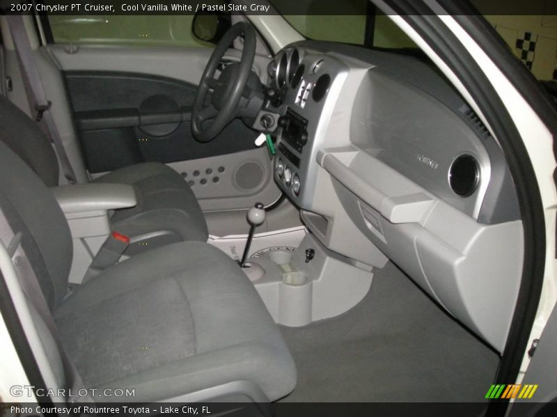 Cool Vanilla White / Pastel Slate Gray 2007 Chrysler PT Cruiser