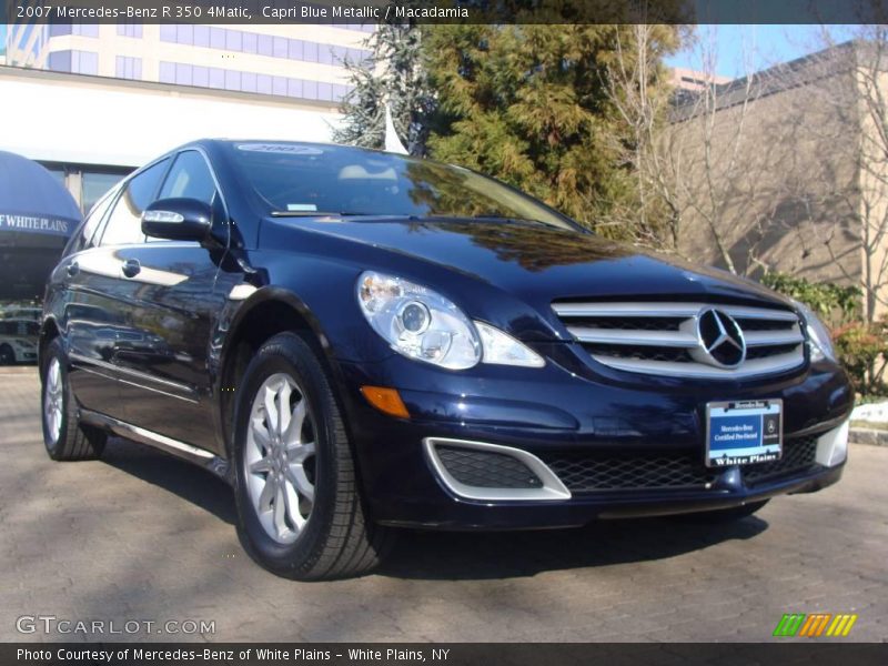 Capri Blue Metallic / Macadamia 2007 Mercedes-Benz R 350 4Matic
