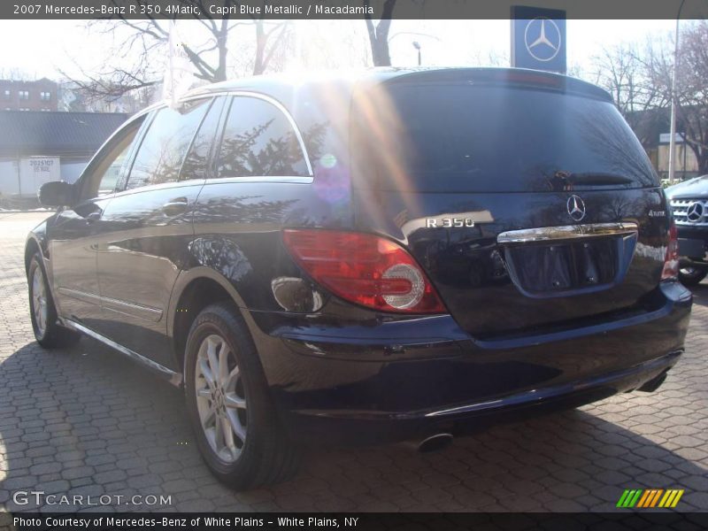 Capri Blue Metallic / Macadamia 2007 Mercedes-Benz R 350 4Matic