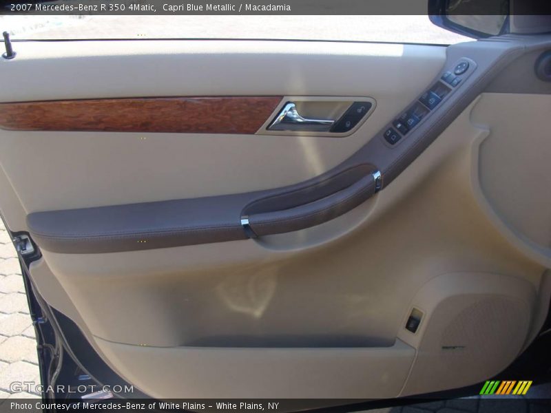 Capri Blue Metallic / Macadamia 2007 Mercedes-Benz R 350 4Matic