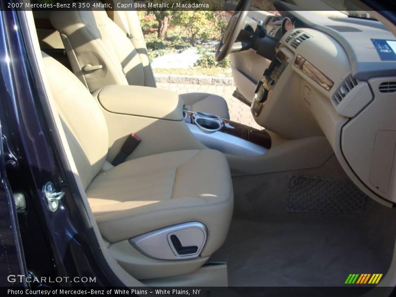 Capri Blue Metallic / Macadamia 2007 Mercedes-Benz R 350 4Matic