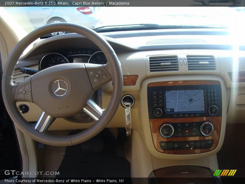 Capri Blue Metallic / Macadamia 2007 Mercedes-Benz R 350 4Matic