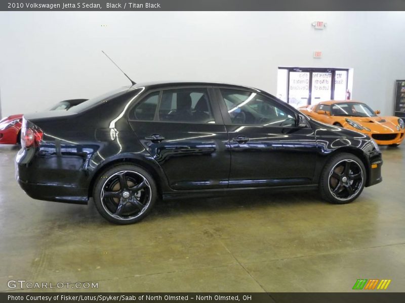 Black / Titan Black 2010 Volkswagen Jetta S Sedan