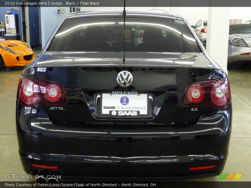 Black / Titan Black 2010 Volkswagen Jetta S Sedan