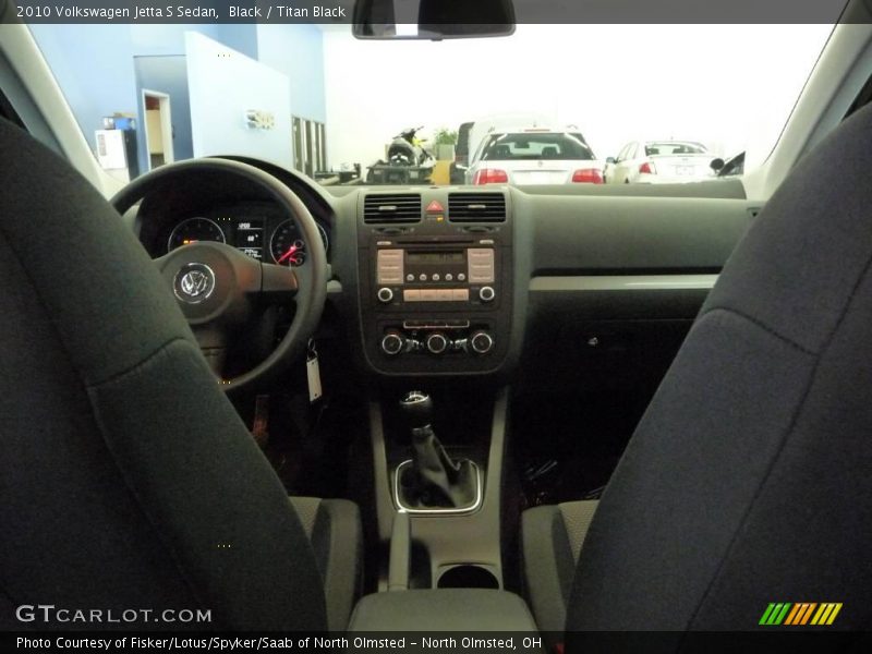 Black / Titan Black 2010 Volkswagen Jetta S Sedan