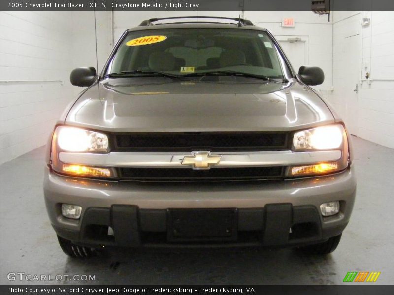 Graystone Metallic / Light Gray 2005 Chevrolet TrailBlazer EXT LS