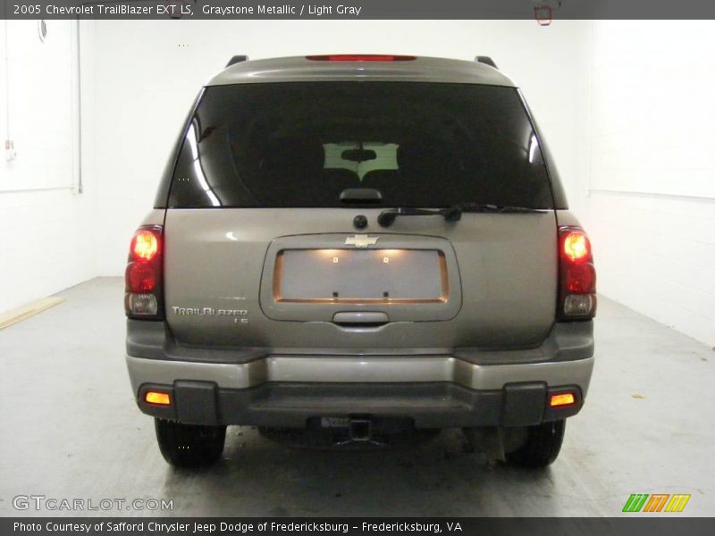 Graystone Metallic / Light Gray 2005 Chevrolet TrailBlazer EXT LS