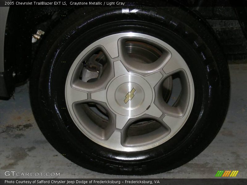 Graystone Metallic / Light Gray 2005 Chevrolet TrailBlazer EXT LS