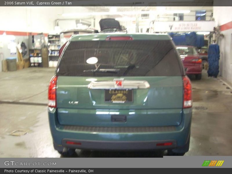 Cypress Green / Tan 2006 Saturn VUE