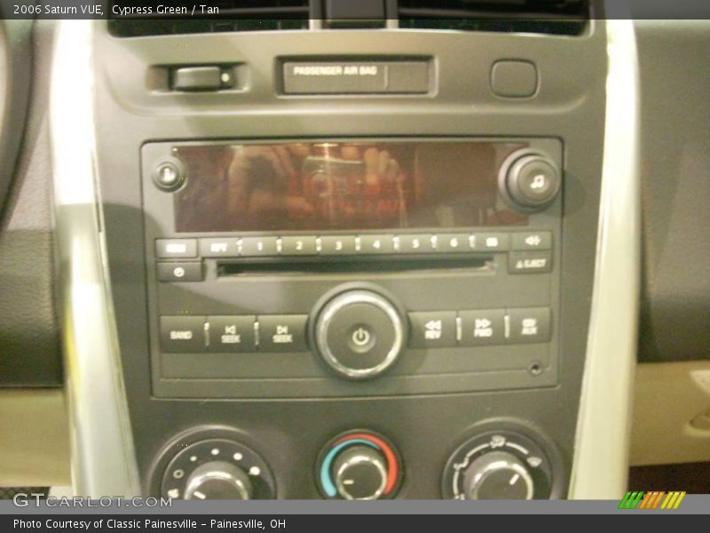 Cypress Green / Tan 2006 Saturn VUE
