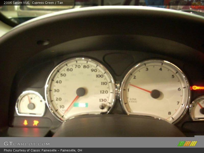 Cypress Green / Tan 2006 Saturn VUE