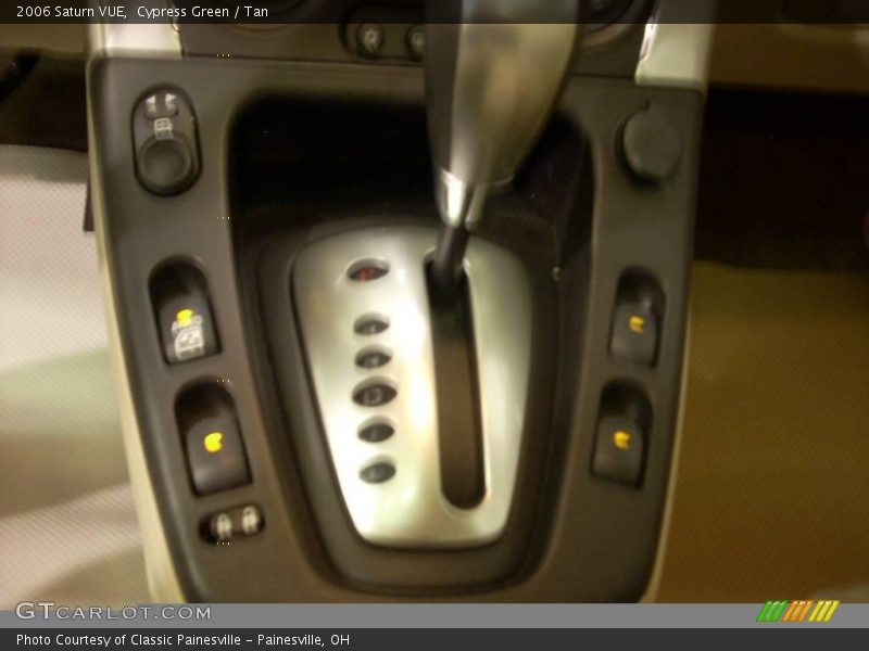 Cypress Green / Tan 2006 Saturn VUE