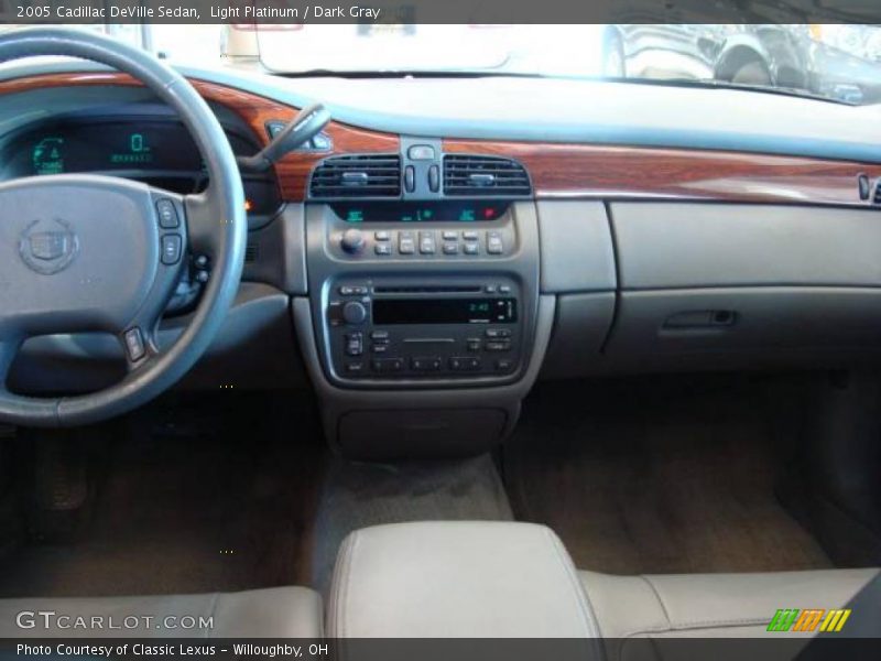 Light Platinum / Dark Gray 2005 Cadillac DeVille Sedan