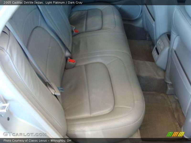 Light Platinum / Dark Gray 2005 Cadillac DeVille Sedan