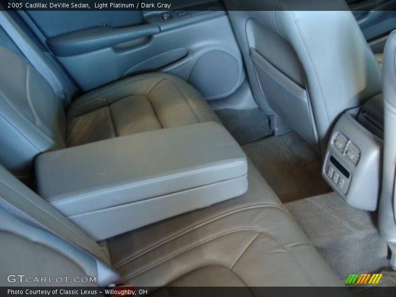 Light Platinum / Dark Gray 2005 Cadillac DeVille Sedan