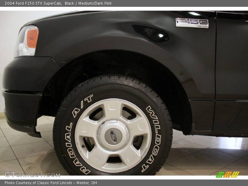 Black / Medium/Dark Flint 2004 Ford F150 STX SuperCab
