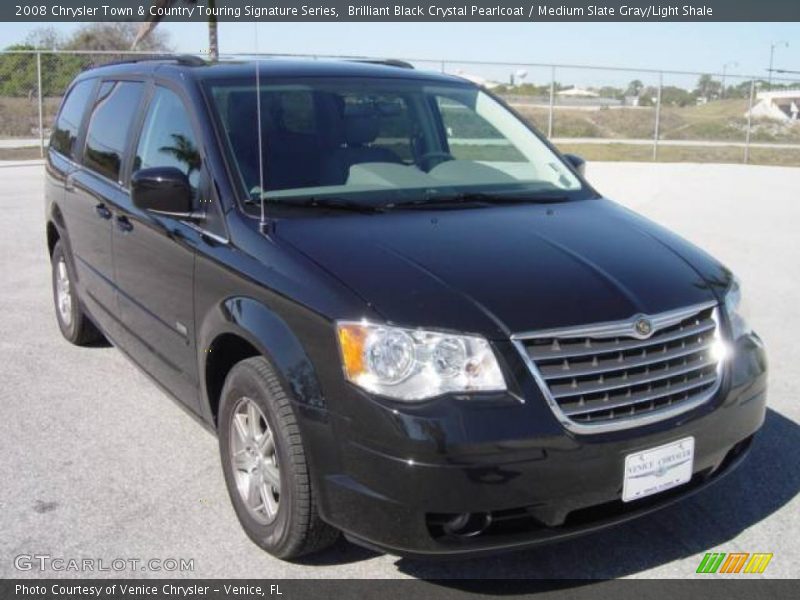 Brilliant Black Crystal Pearlcoat / Medium Slate Gray/Light Shale 2008 Chrysler Town & Country Touring Signature Series