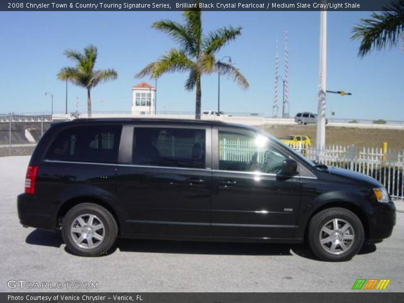 Brilliant Black Crystal Pearlcoat / Medium Slate Gray/Light Shale 2008 Chrysler Town & Country Touring Signature Series