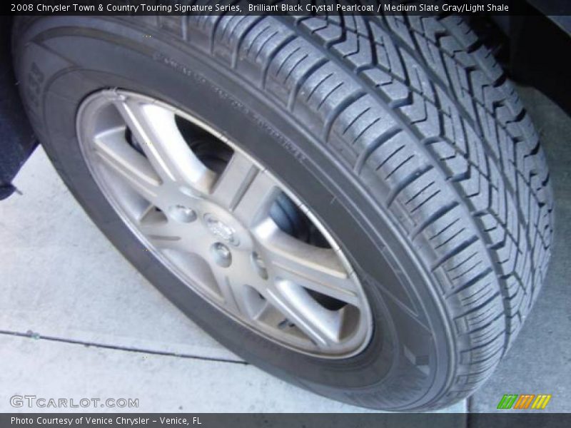 Brilliant Black Crystal Pearlcoat / Medium Slate Gray/Light Shale 2008 Chrysler Town & Country Touring Signature Series
