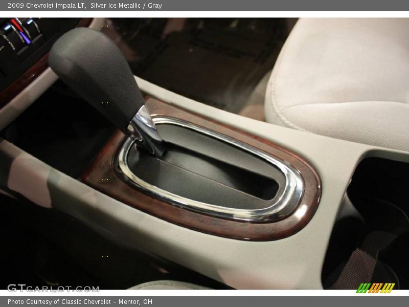 Silver Ice Metallic / Gray 2009 Chevrolet Impala LT