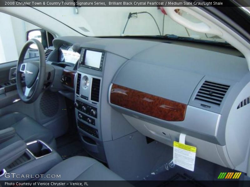 Brilliant Black Crystal Pearlcoat / Medium Slate Gray/Light Shale 2008 Chrysler Town & Country Touring Signature Series