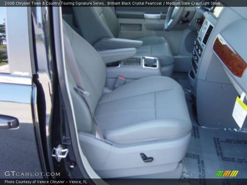 Brilliant Black Crystal Pearlcoat / Medium Slate Gray/Light Shale 2008 Chrysler Town & Country Touring Signature Series